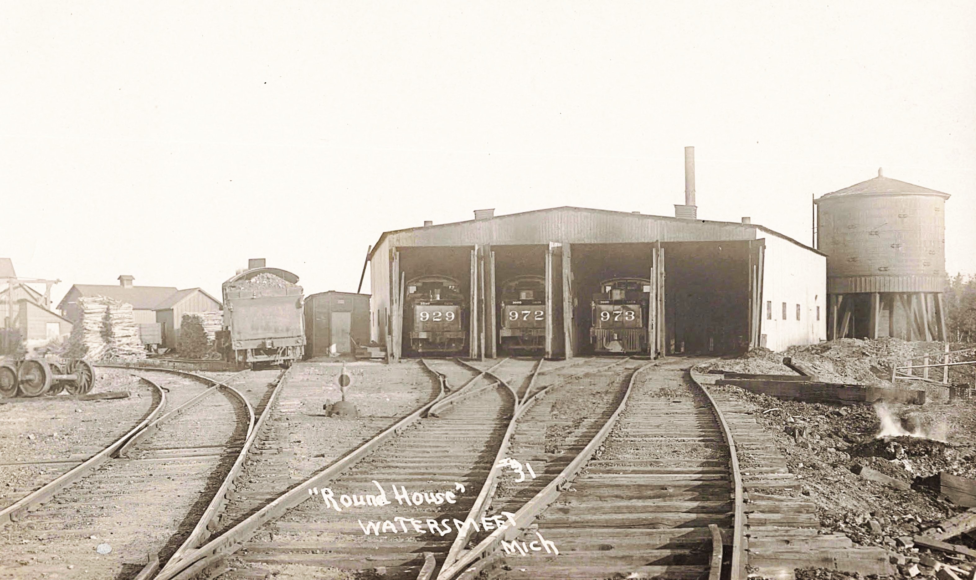 CNW Watersmeet Roundhouse